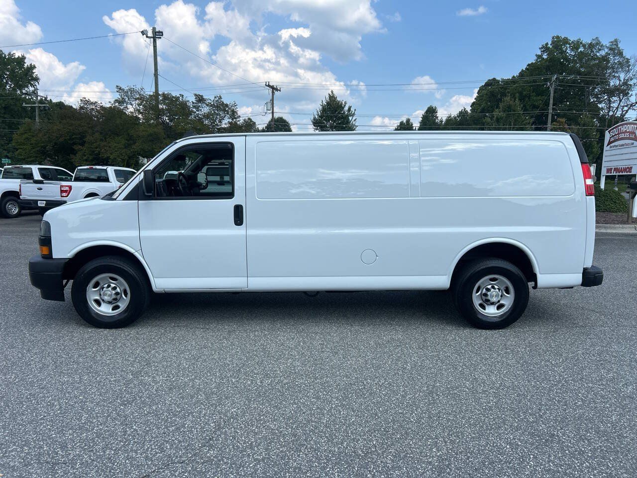 Used 2020 Chevrolet Express 2500 Extended w/ Enhanced Convenience Package RWD image 6