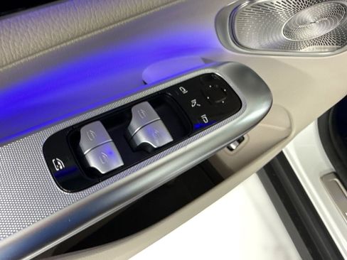 Certified 2023 Mercedes-Benz GLC 300 image 13
