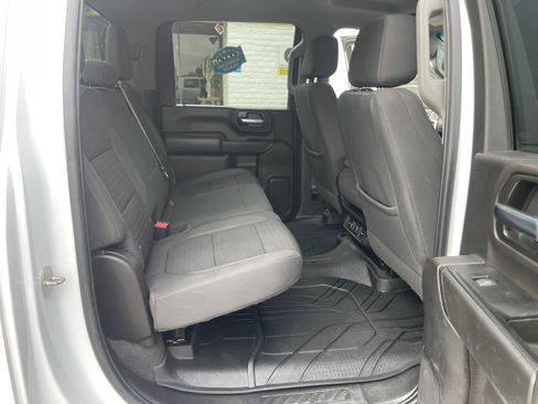Used 2022 Chevrolet Silverado 3500 LT w/ Convenience Package image 20
