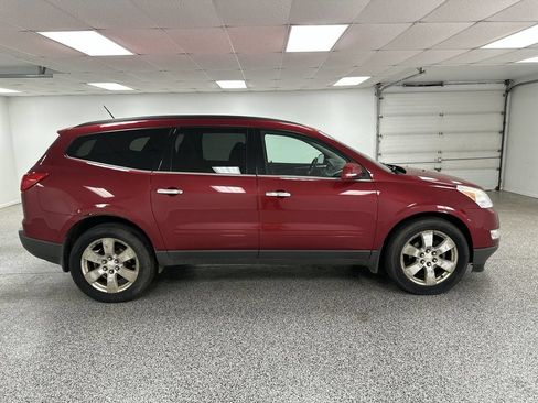 Used 2012 Chevrolet Traverse LT w/ All-Star Edition AWD/4WD image 9