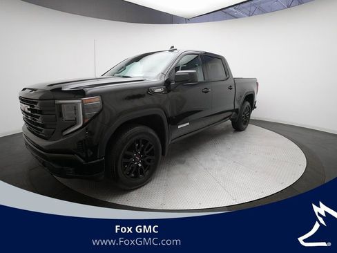 Used 2025 GMC Sierra 1500 Elevation image 1