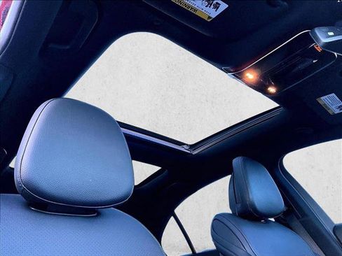 Used 2023 Mercedes-Benz C 300 4MATIC Sedan image 17