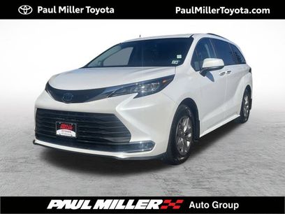 Used 2023 Toyota Sienna XLE