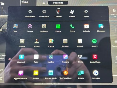 Used 2021 Tesla Model Y Long Range image 22