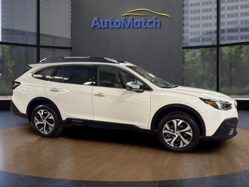 Used 2022 Subaru Outback Touring w/ Popular Package #2 image 13