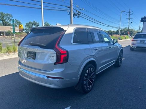 Certified 2025 Volvo XC90 B6 Plus AWD/4WD image 5