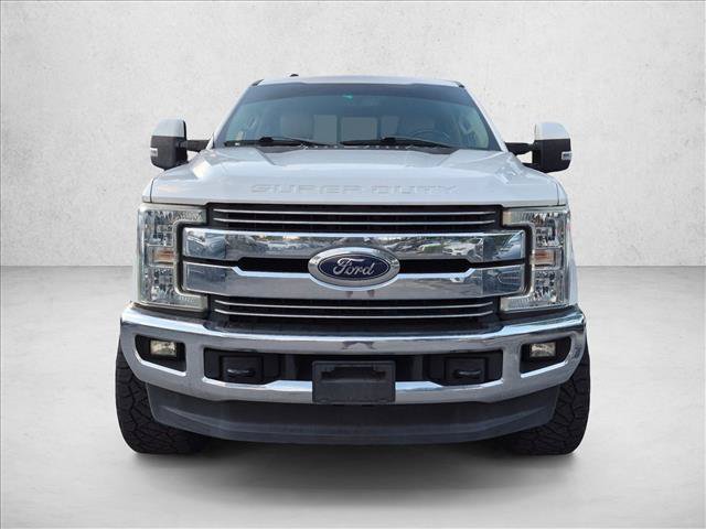 Used 2017 Ford F250 Lariat w/ Lariat Value Package AWD/4WD image 2