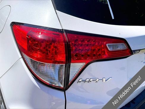 Used 2019 Honda HR-V EX image 24