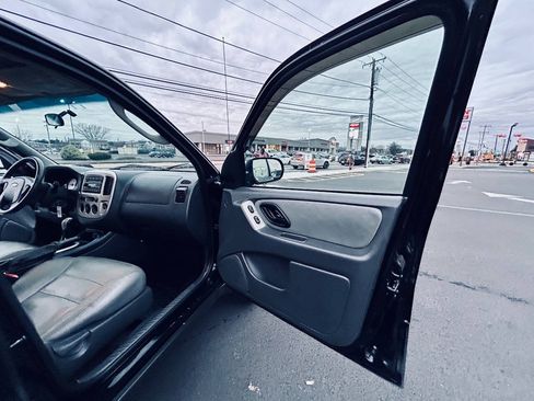 Used 2006 Ford Escape XLT AWD/4WD image 31