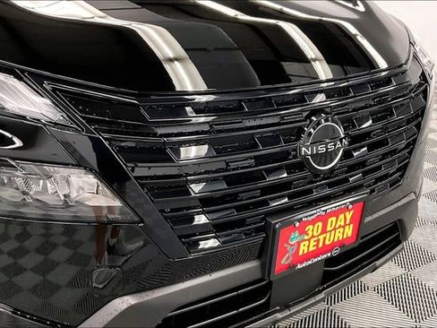 New 2026 Nissan Rogue SV FWD image 15