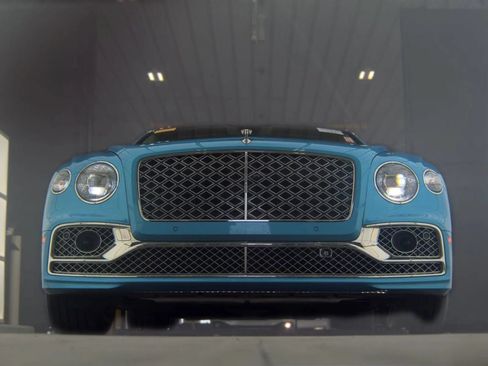 Used 2022 Bentley Flying Spur V8 AWD/4WD image 8