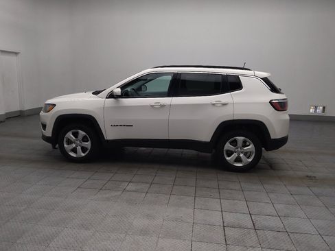 Used 2018 Jeep Compass Latitude w/ Cold Weather Group AWD/4WD image 3