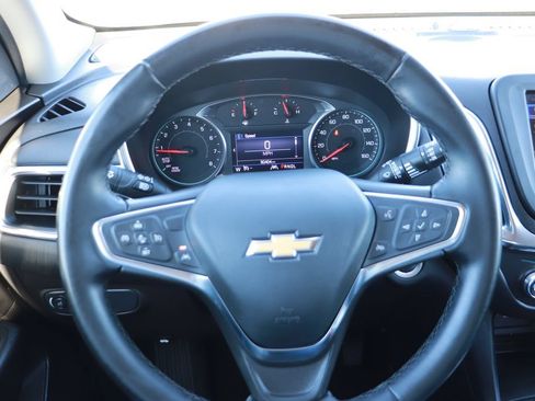 Used 2024 Chevrolet Equinox LT FWD image 19