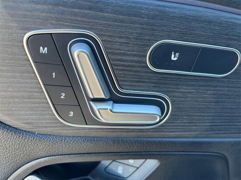 Certified 2025 Mercedes-Benz GLB 250 GLB 250 image 21