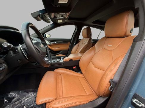 Used 2023 Cadillac CT5 Sport w/ Platinum Package image 2