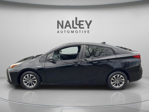 Certified 2022 Toyota Prius XLE w/ Premium Convenience Package image 3