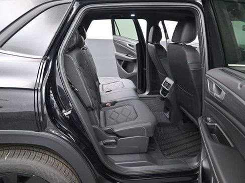 New 2026 Volkswagen Atlas Cross Sport SE image 13