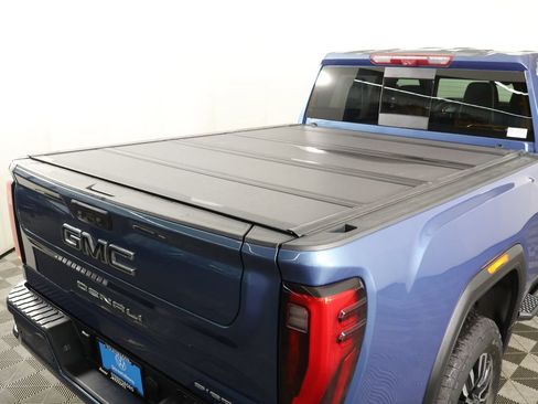 Used 2024 GMC Sierra 2500 Denali Ultimate AWD/4WD image 26