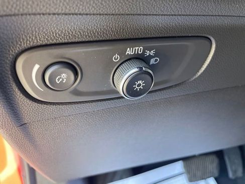 Used 2023 Buick Envision Preferred FWD image 16