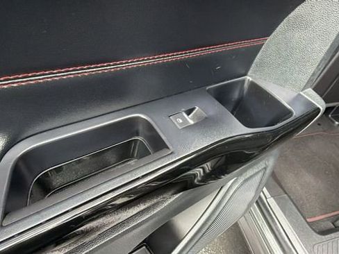 Used 2023 Ford Explorer ST-Line w/ Class IV Trailer Tow Package image 15