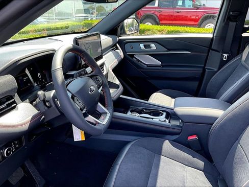 New 2026 Ford Explorer ST image 9