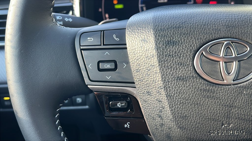Used 2026 Toyota Camry SE FWD image 19