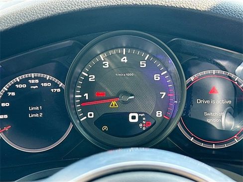 Used 2020 Porsche Cayenne image 12