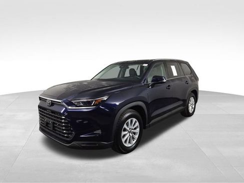 Used 2025 Toyota Grand Highlander AWD image 2