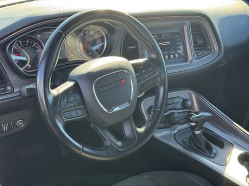 Used 2023 Dodge Challenger GT image 8