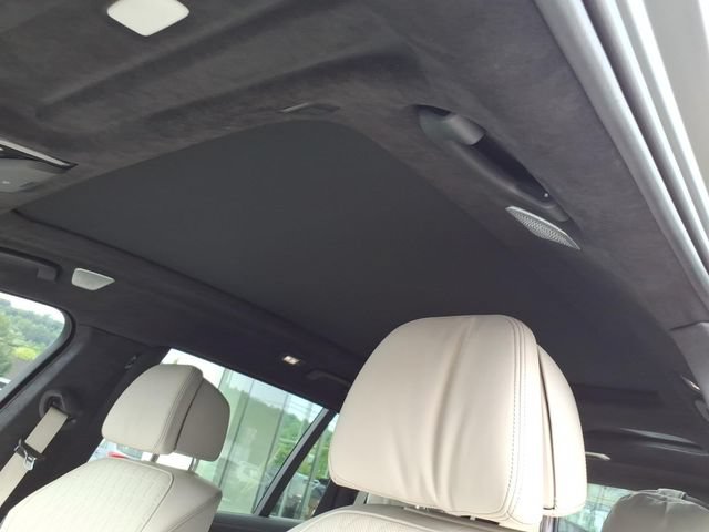 Used 2024 BMW X7 M60i w/ Executive Package AWD/4WD image 18