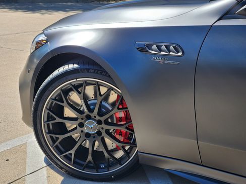 New 2026 Mercedes-Benz C 36 AMG S image 4