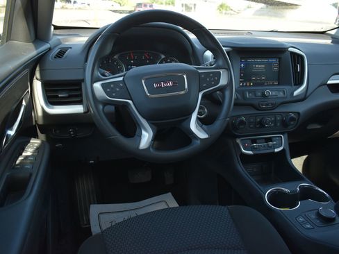 Used 2023 GMC Terrain SLE w/ Driver Convenience Package FWD image 18