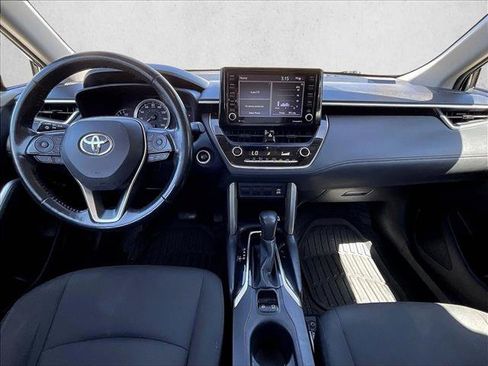 Used 2022 Toyota Corolla Cross LE w/ Moonroof Package FWD image 15