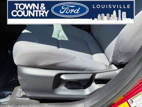Used 2024 Toyota Corolla SE FWD image 12