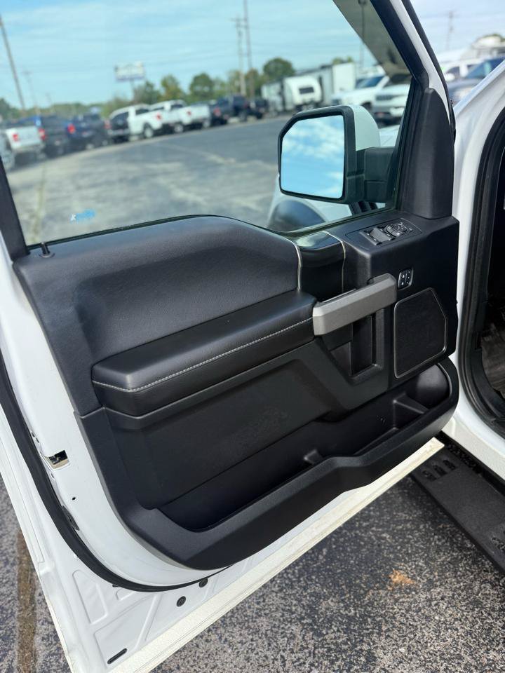 Used 2018 Ford F150 Raptor w/ Equipment Group 802A Luxury AWD/4WD image 9