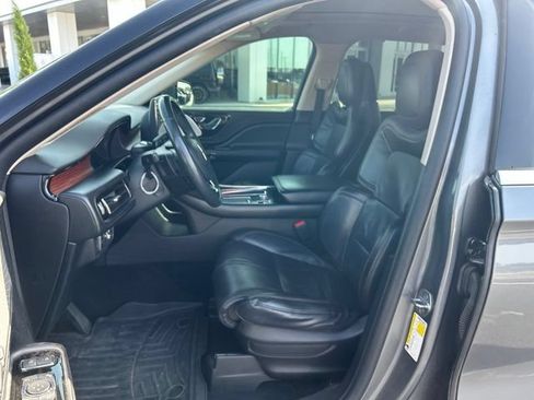 Used 2021 Lincoln Aviator Reserve w/ Equipment Group 208A RWD image 21
