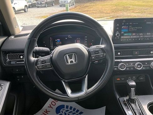 Used 2023 Honda Civic Touring image 5