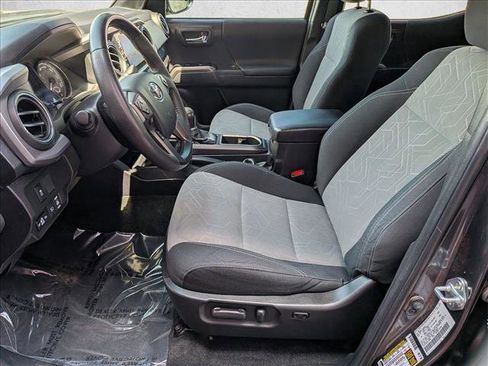 Used 2023 Toyota Tacoma TRD Sport w/ Technology Package RWD image 14