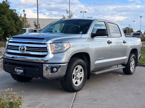 Used 2017 Toyota Tundra SR5 w/ SR5 Upgrade Package RWD image 3