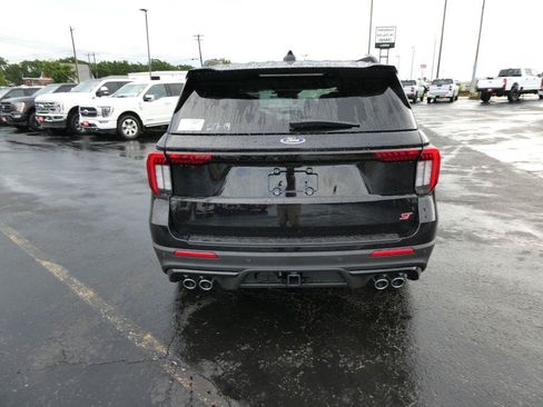 New 2026 Ford Explorer ST w/ Sun And Sound Package AWD/4WD image 7