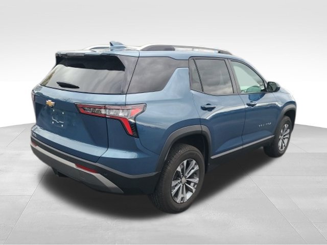 Used 2026 Chevrolet Equinox LT FWD image 3