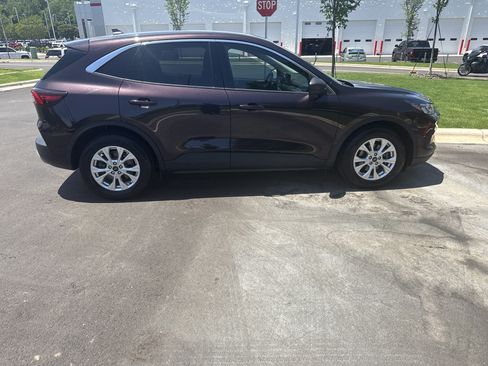 Used 2023 Ford Escape Active FWD image 11