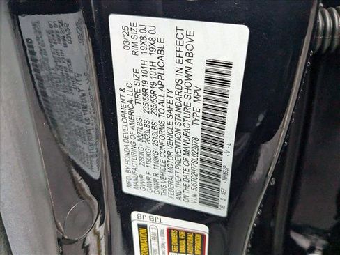 Certified 2025 Acura RDX SH-AWD w/ Advance Package image 17