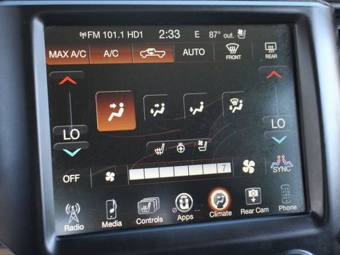 Used 2016 RAM 1500 Laramie Longhorn w/ Convenience Group image 28