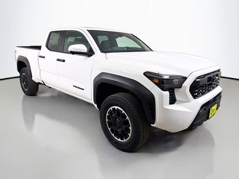 New 2026 Toyota Tacoma TRD Off-Road AWD/4WD image 3