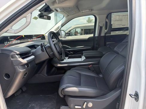 New 2027 Lincoln Navigator L Premier AWD/4WD image 5