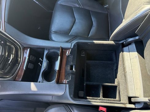 Used 2019 Cadillac Escalade 4WD image 54