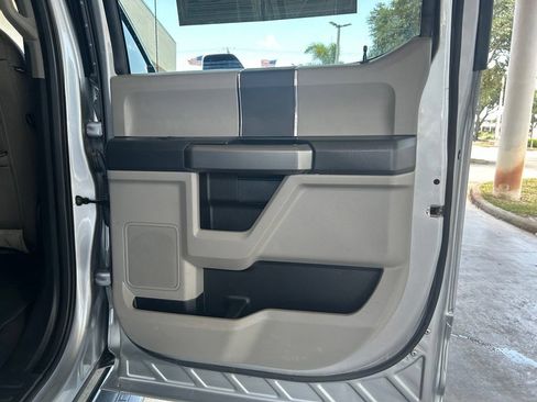 Used 2022 Ford F350 XLT AWD/4WD image 29