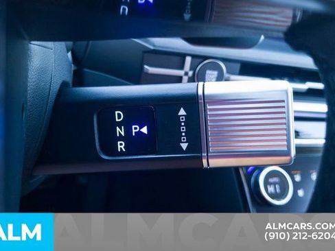 Used 2025 Hyundai Santa Fe Limited image 26