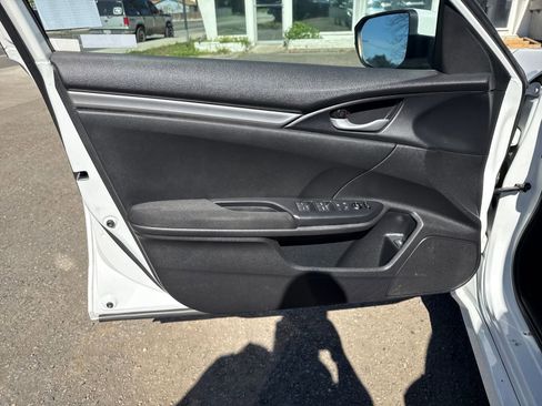Used 2020 Honda Civic LX image 10